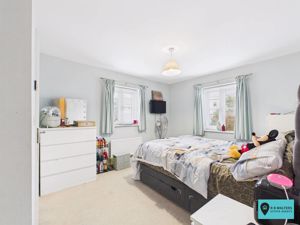 Bedroom- click for photo gallery
